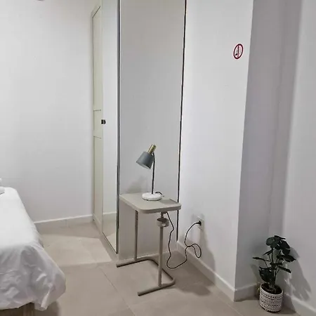 Lägenhet Moderno Apartamento 2 Junto A Calle Marmoles Málaga